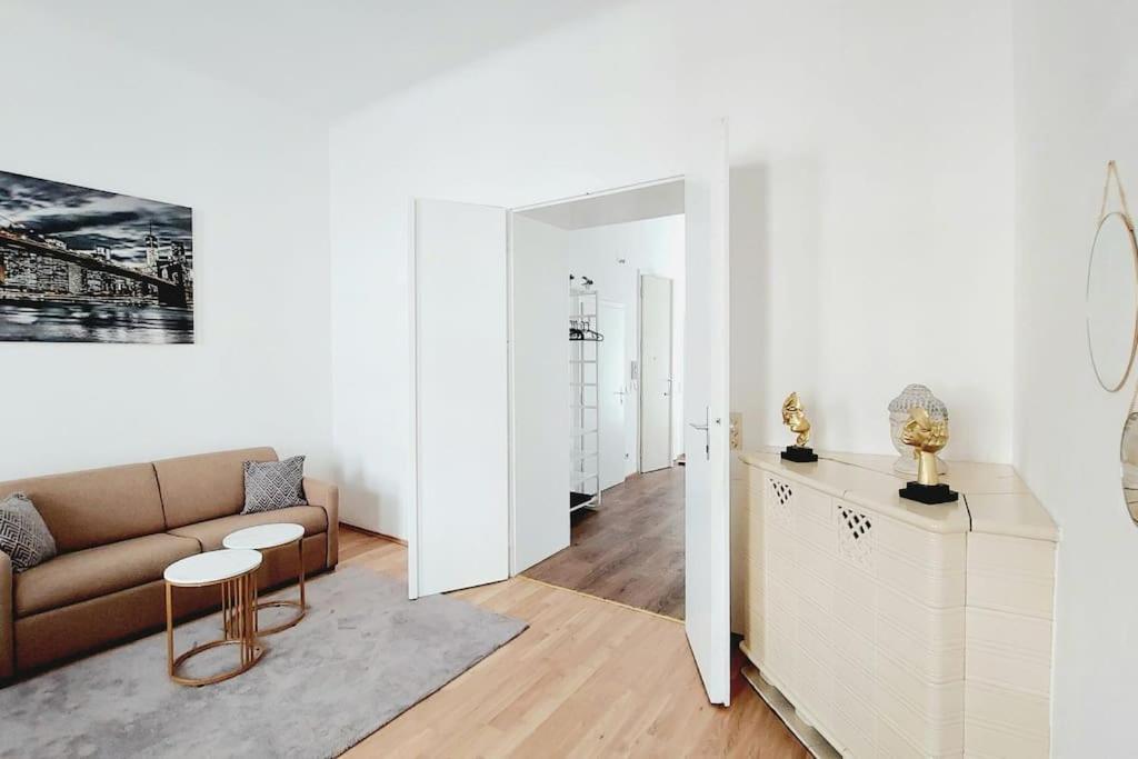 Checkinvienna 2 Bedrom *