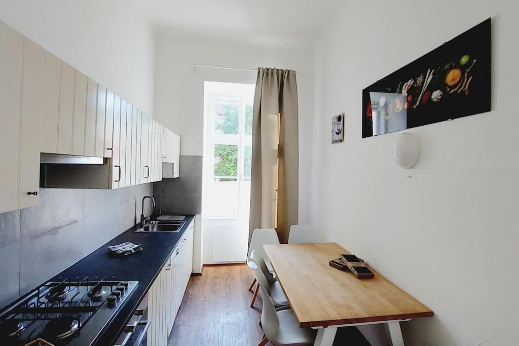 Apartment Checkinvienna 2 Bedrom